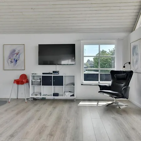 بيت للعطل Four-bedroom In