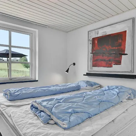 Beautiful Home In Bagenkop With Sauna بيت للعطل *