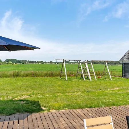Beautiful Home In Bagenkop With Sauna بيت للعطل